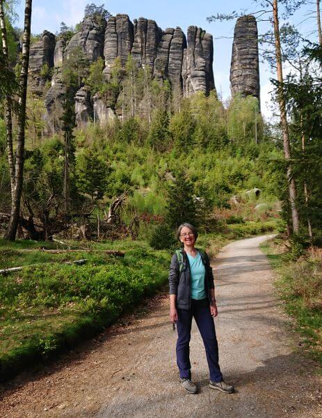 Heike Brandl beim Wandern in der Sächsischen Schweiz